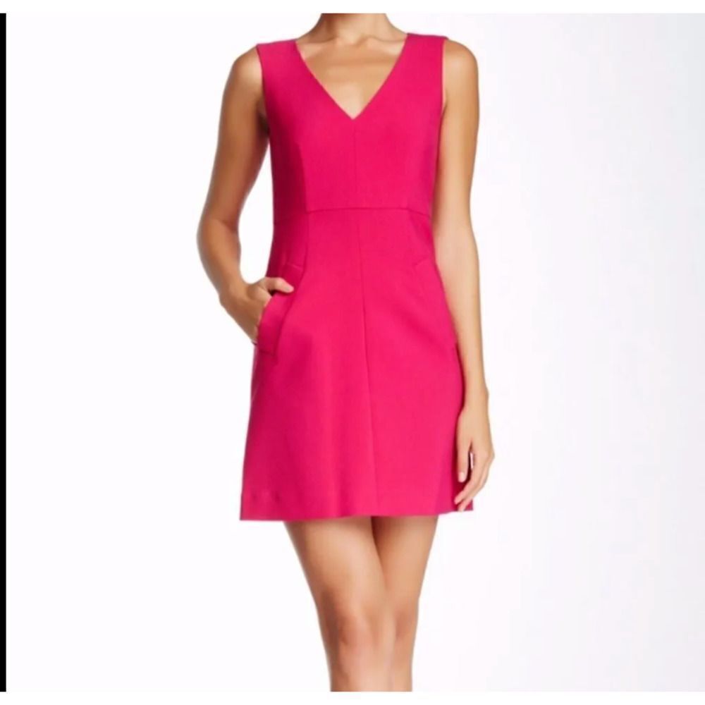 Diane‎ Von Furstenberg Halle Hot Pink Dress Size 4 V-neck Sleeveless Barbiecore